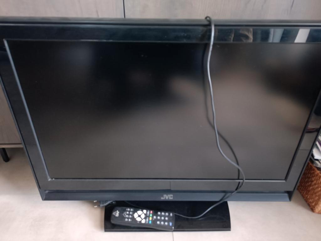 JVC kleuren televisie