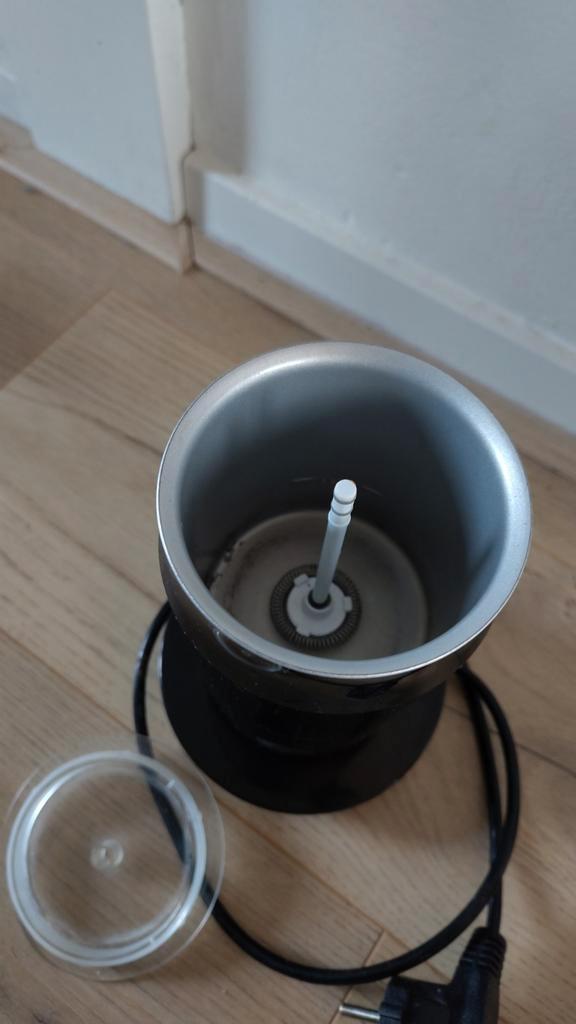 Senseo Melkopschuimer, mag voor kratje bier weg!