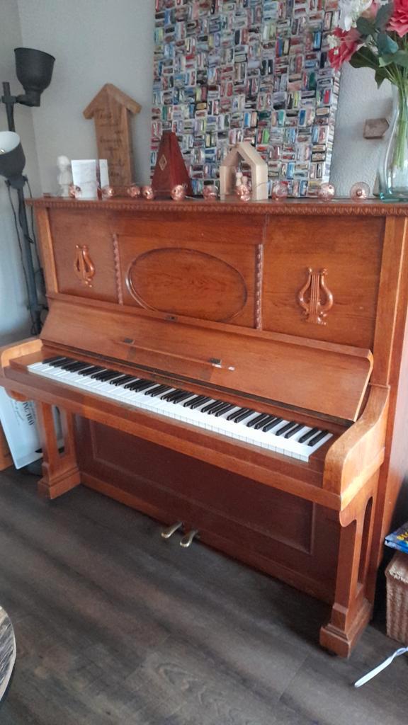Lochow & Zimmermann Piano - Klassiek Instrument