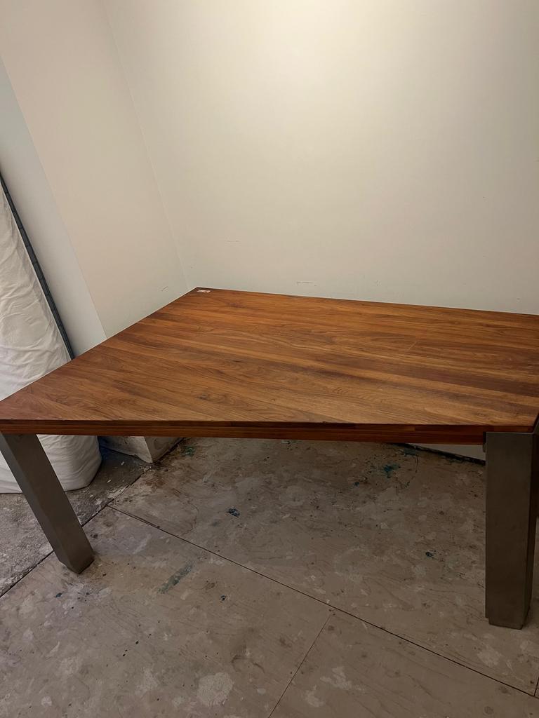 Eiken houten bureau - gratis