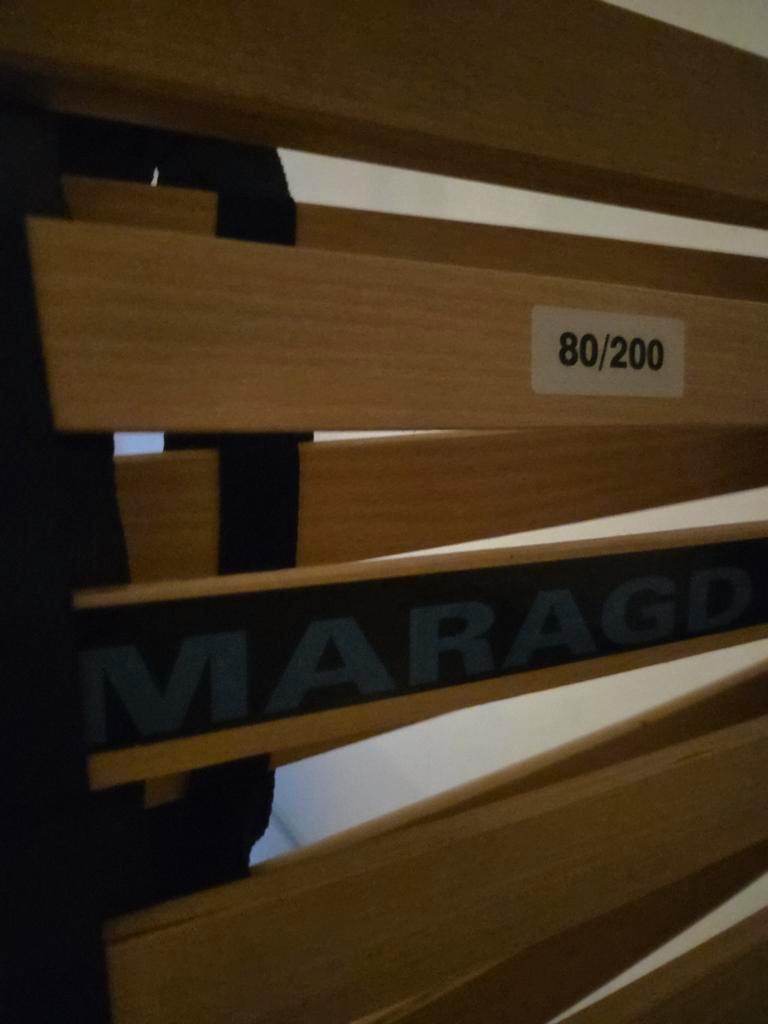 Tweepersoonsbed 160x200 met lattenbodem