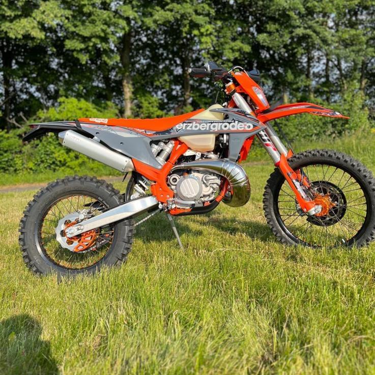 Gezocht ktm exc erzbergrodeo kap delen of set
