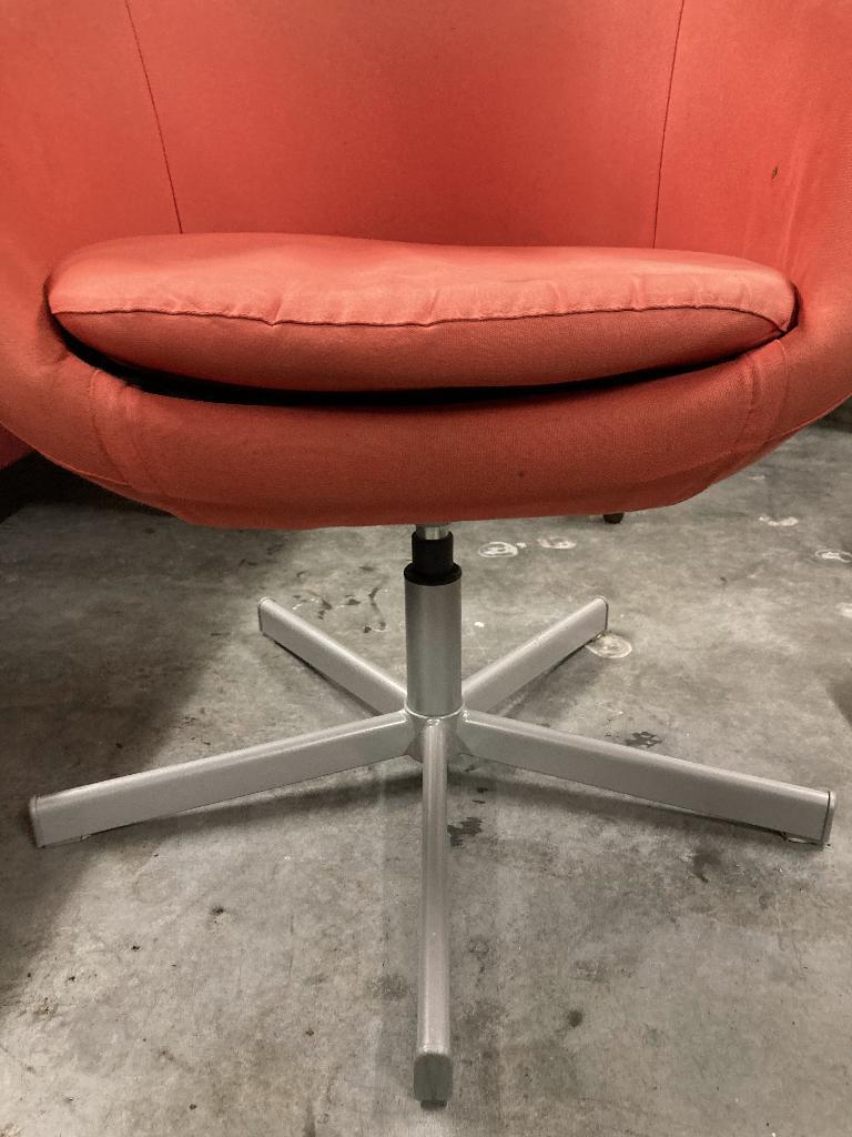 GRATIS - Draaistoel - Rood