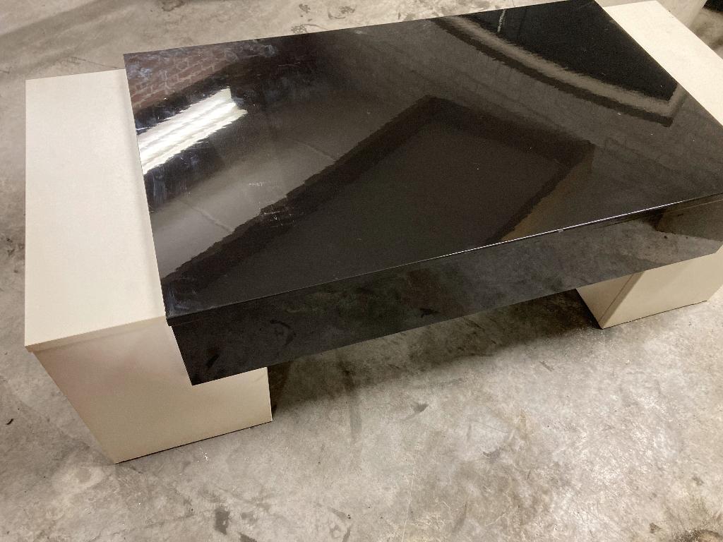 GRATIS - laag kastje - 1 lade en 2 klepdeurtjes