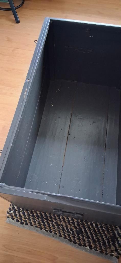 Houten kist grijs antraciet GRATIS