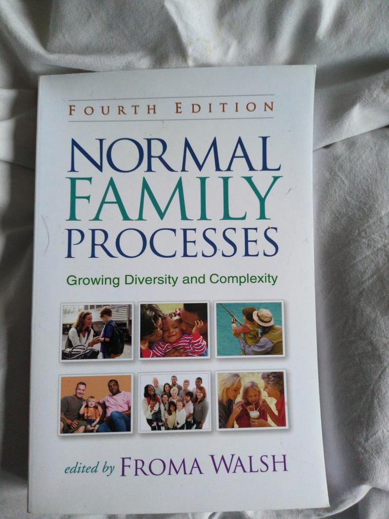 Normal Family Processes - Froma Walsh