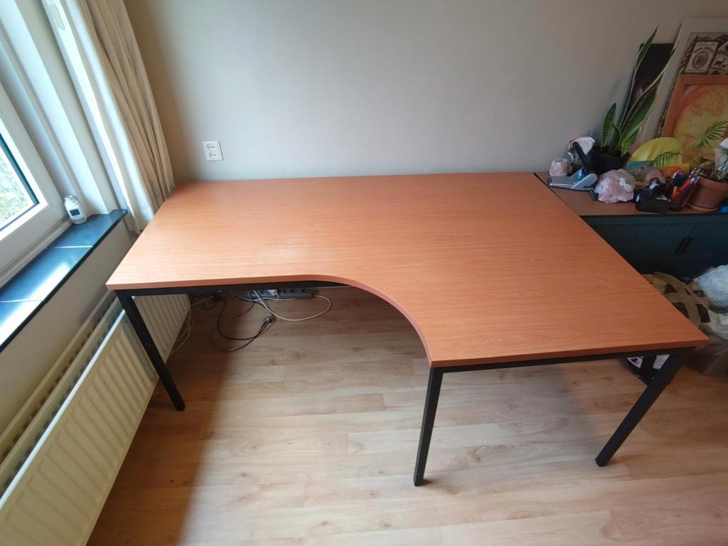 Bureau Gratis Ophalen, uiterlijk 20 december.