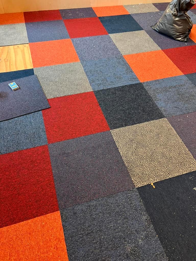 Vloertegels om de ruimte warm aan te kleden