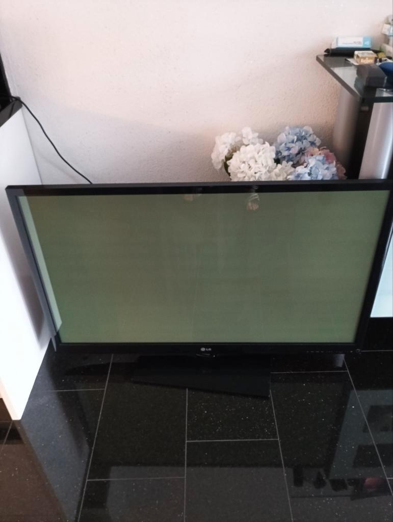 GRATIS OPHALEN 1080p Plasma TV - Geen Smart TV