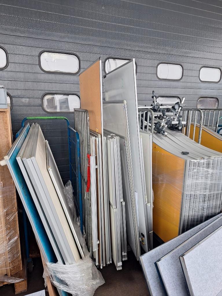 Diverse whiteboards, gratis af te halen