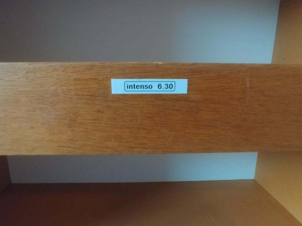 Twee boekenkasten (gratis, afhalen)