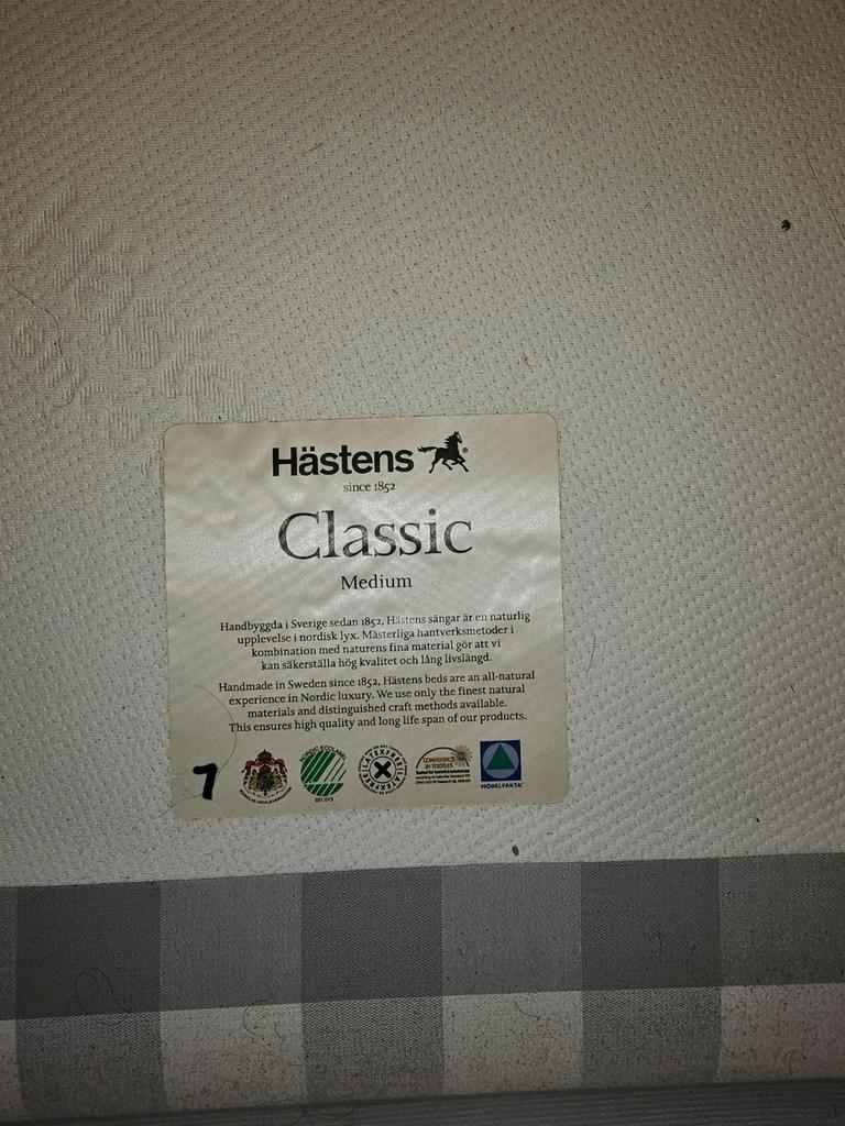 Hästens Classic Medium Eenpersoonsbed