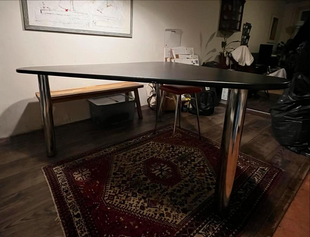 Retro Driehoekige Tafel