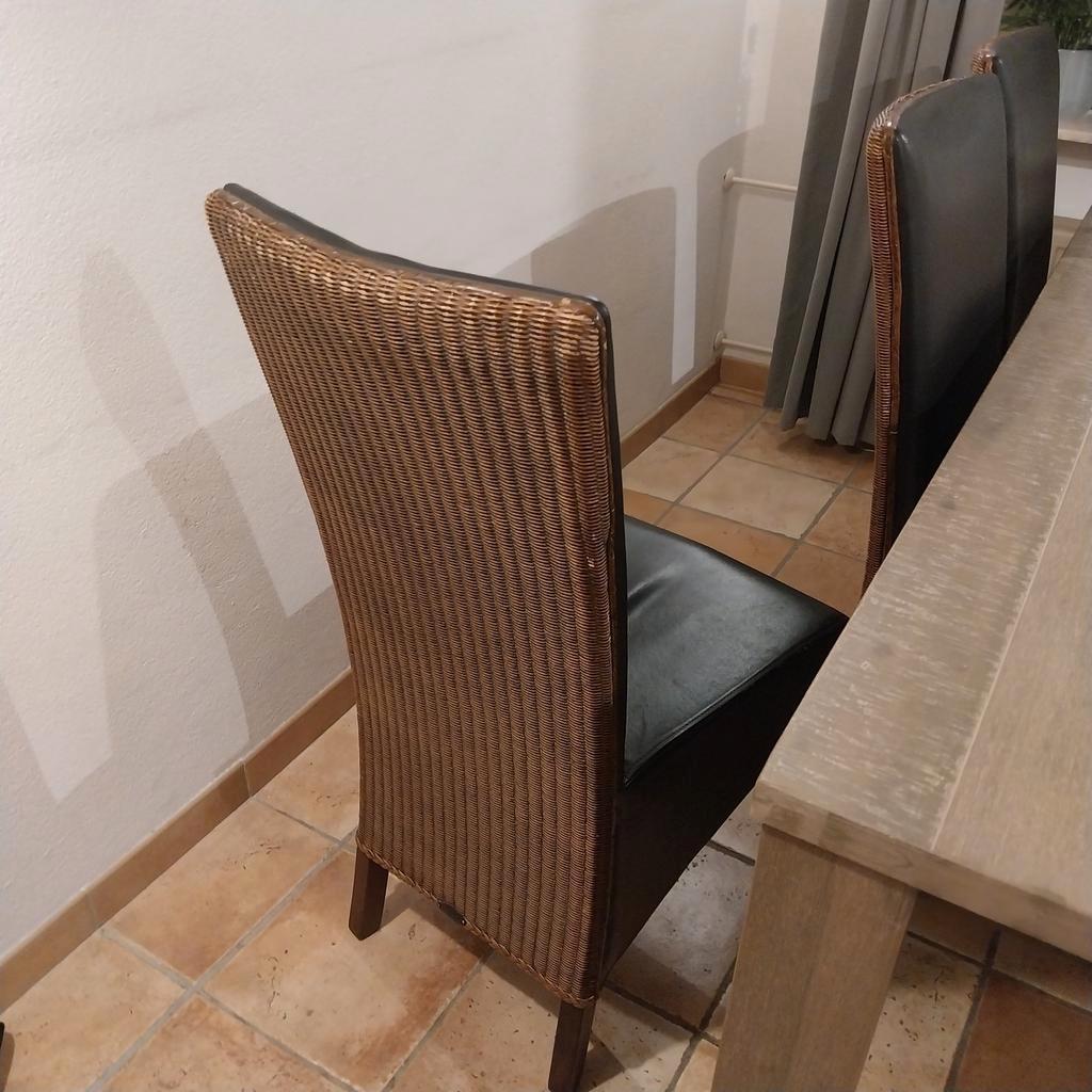 6 Eetkamerstoelen - Gebruikt, maar goed!