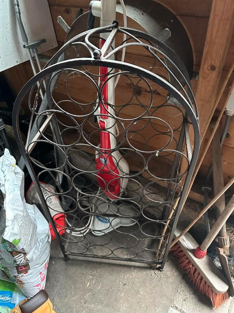 Metalen wijnrek voor 25+ flessen