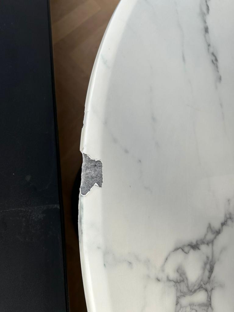 Eettafel – Marmeren blad met verstelbare voet - Dining table