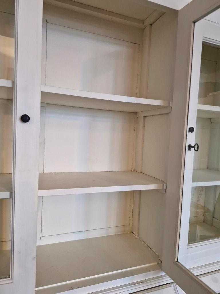 Gratis Buffetkast/Servieskast in Wezep