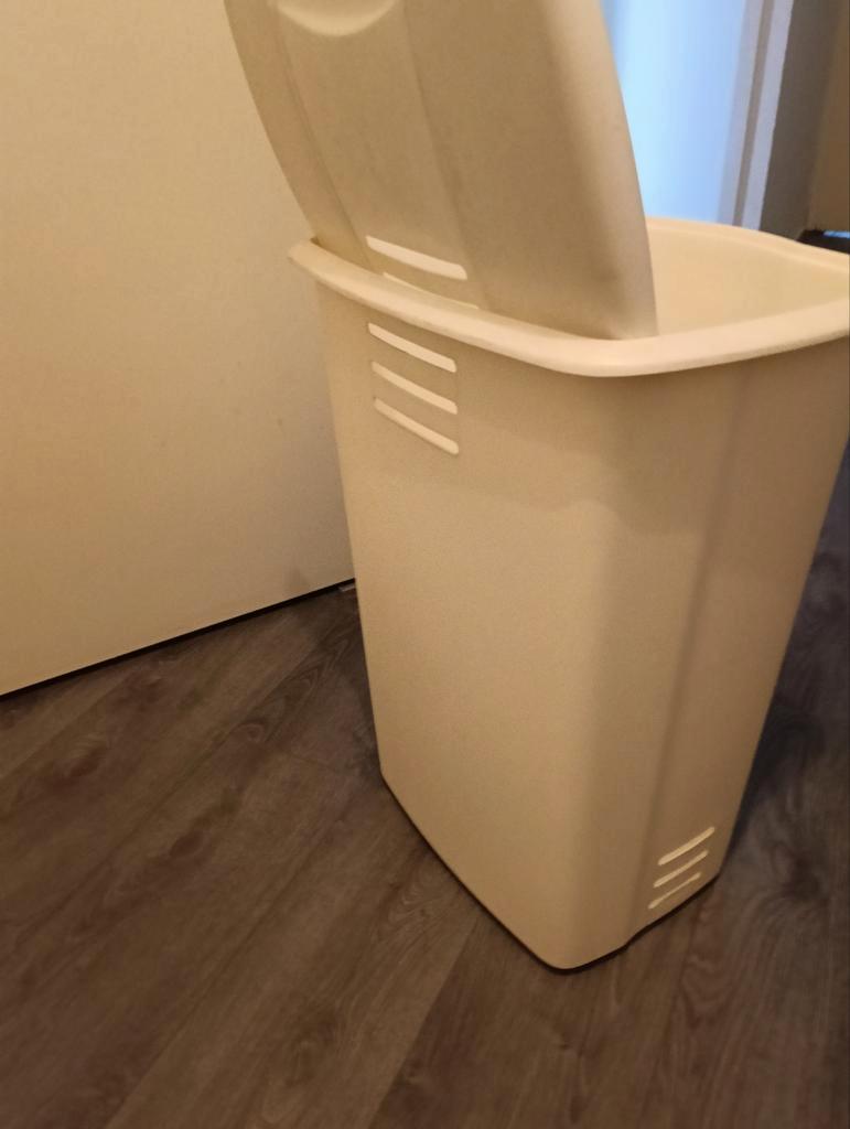 Hoge wasmand - Gratis af te halen!