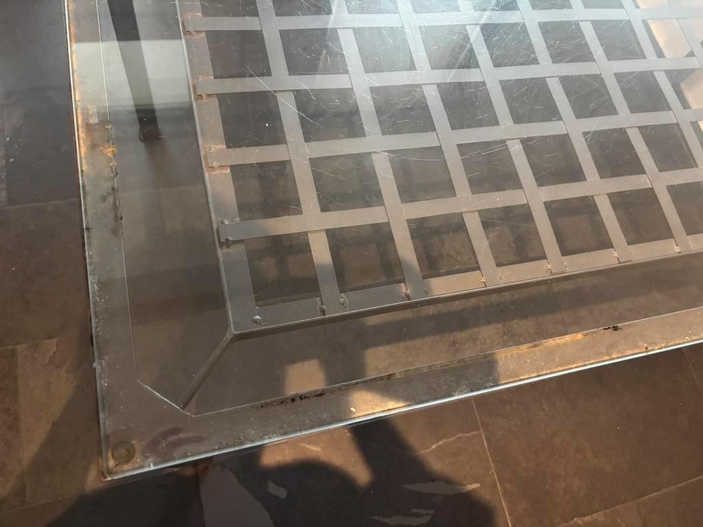 Oude IKEA eettafel GRATIS