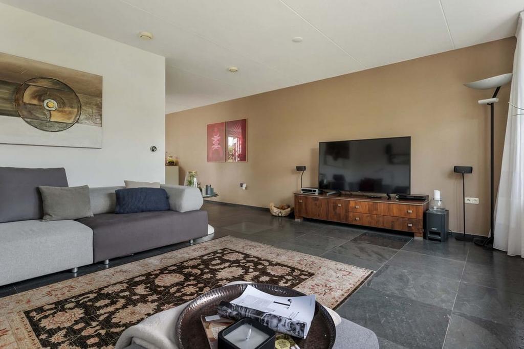 Tv (lage dressoir ) kast - nog gaaf