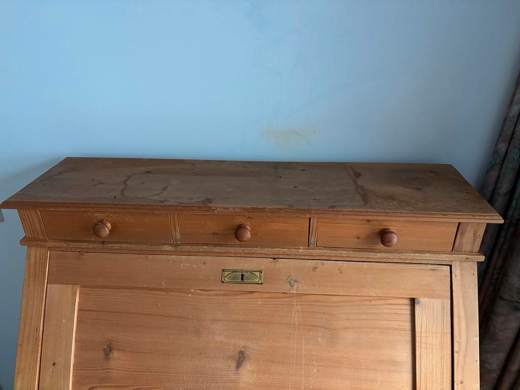 Grenen Secretaire met klep en lades. Dit weekend ophalen