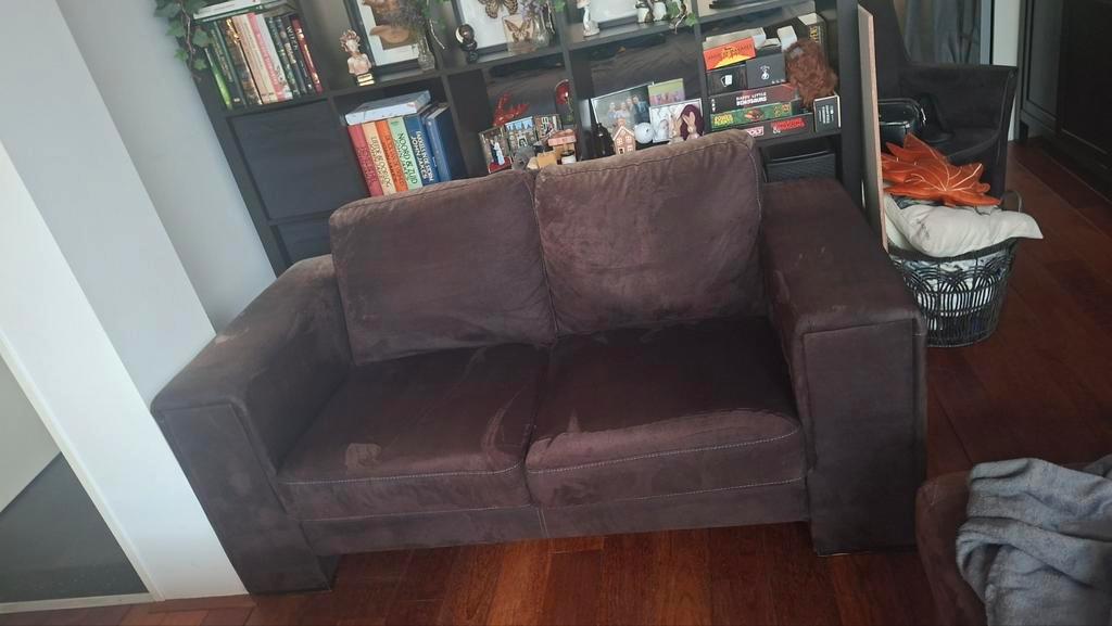 Comfortabele bruine bank