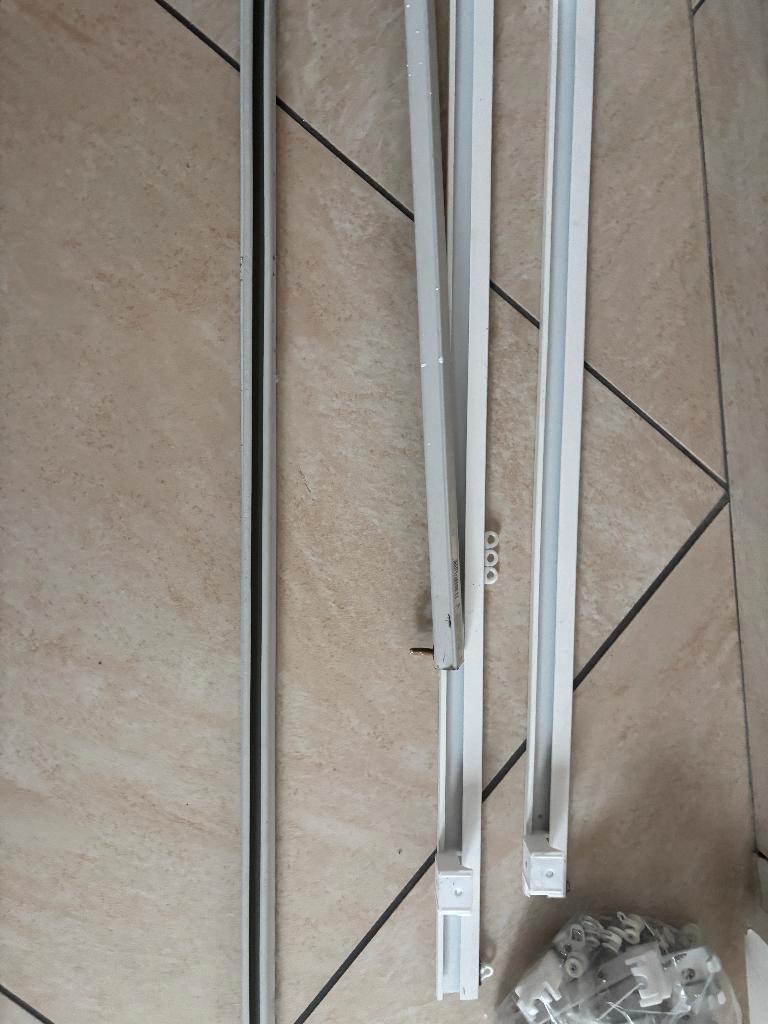 4x Gordijnrail gratis