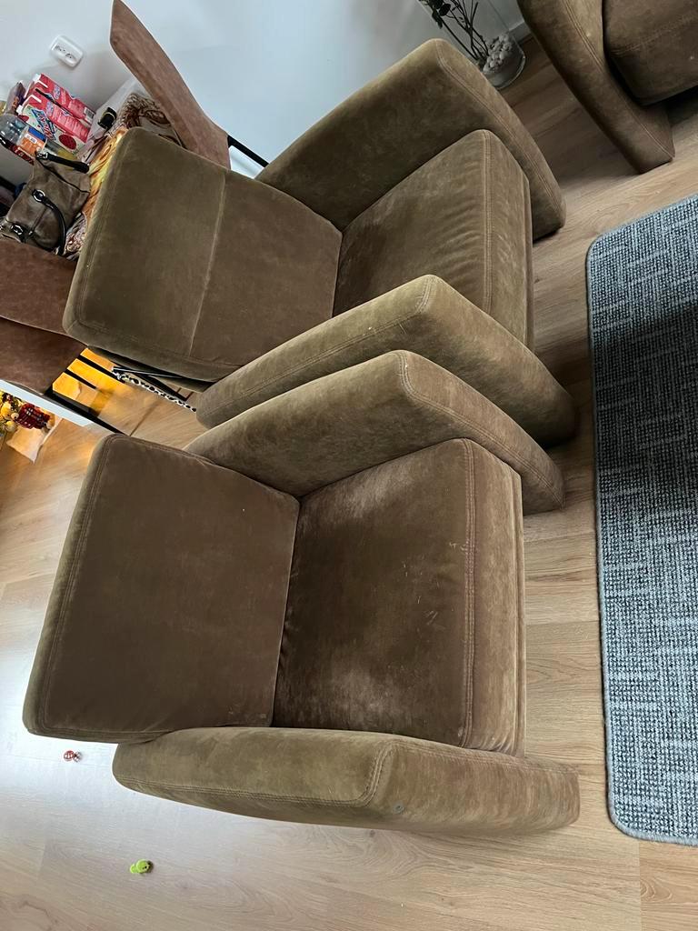 Gratis bank en stoelen - ophalen vanaf 29 december