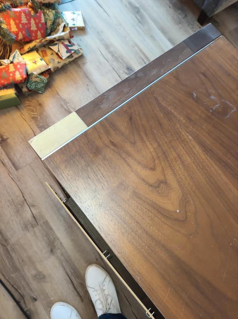 Oude dressoirkast - gratis af te halen