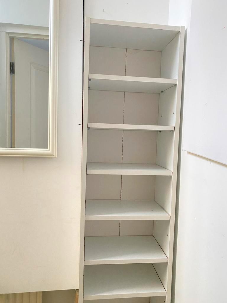 Vandaag ophalen 19-12! Smal kastje