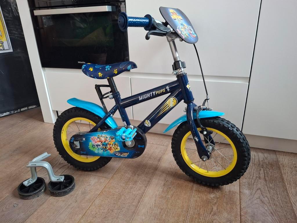 Kinderfiets 12inch - opknappertje GRATIS