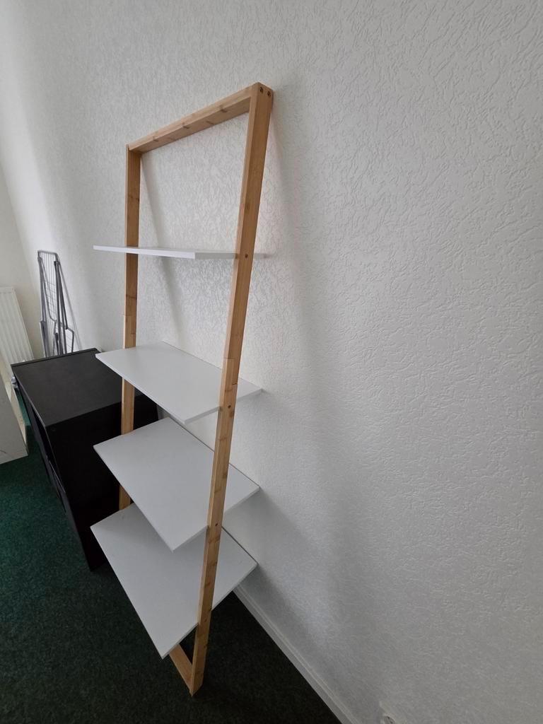 Trappenkast - Overbodig