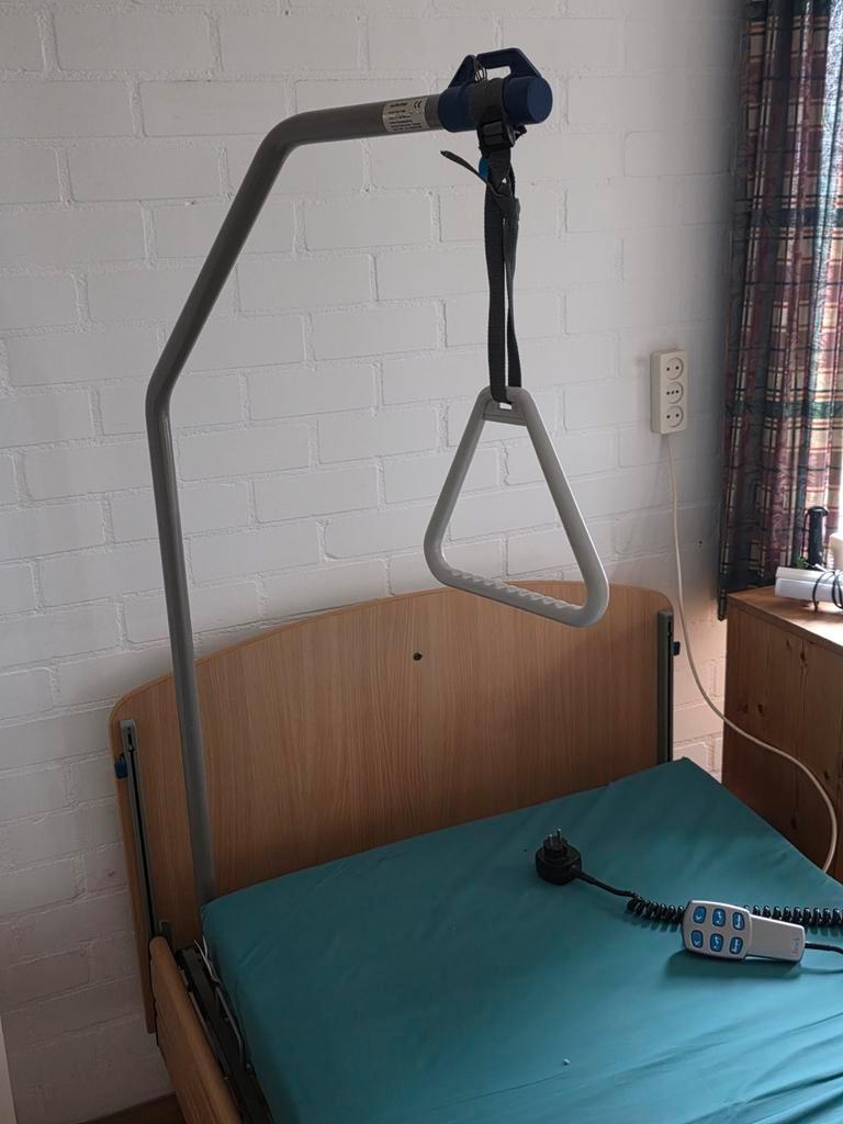 gratis af halen(elektrisch 1 pers bed)