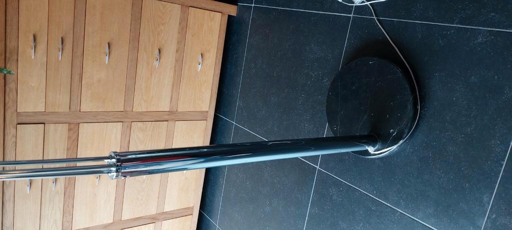 Booglamp chroom stenen voet