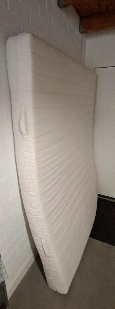 Matras (160x200x20 cm) GRATIS