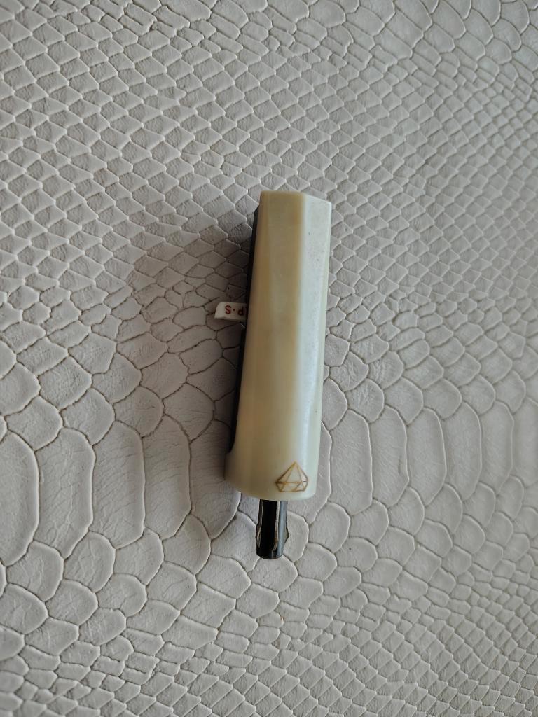 Gezocht: Element + Goede naald /AG 3310 / Platen speler