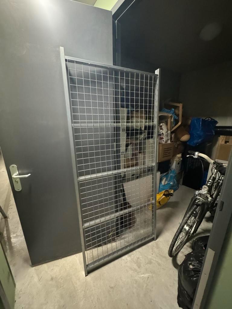 Eenpersoonsbed - Grijs ijzer Stevig & Makkelijk te monteren