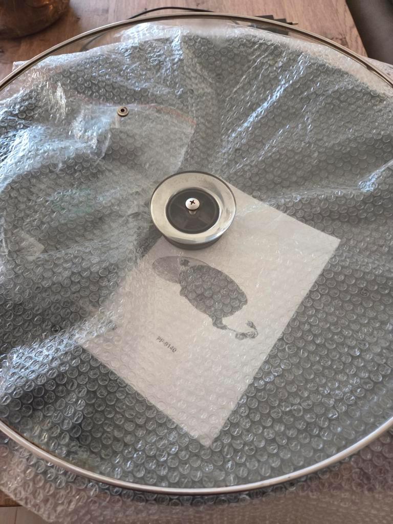 Pizza/ Electrische hapjespan 40 doorsnede.Nieuwjaar handig