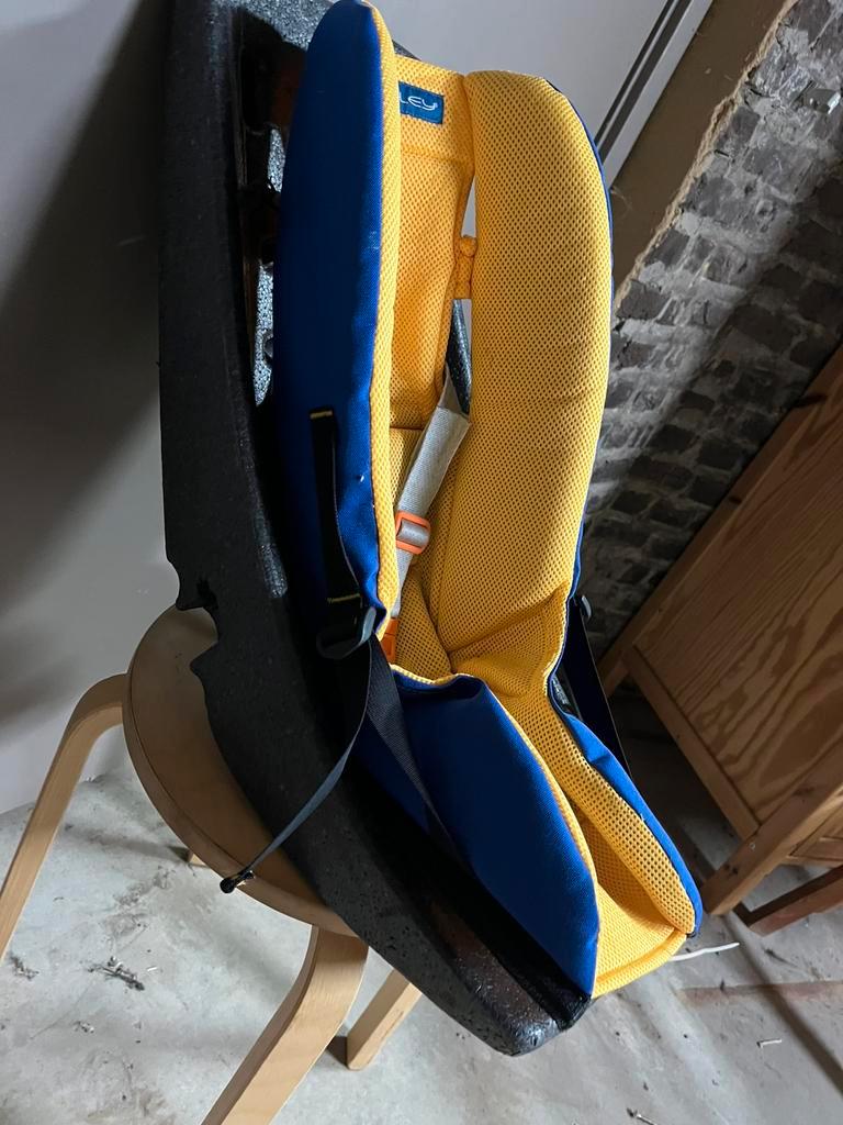 Burley schelp voor in fietskar