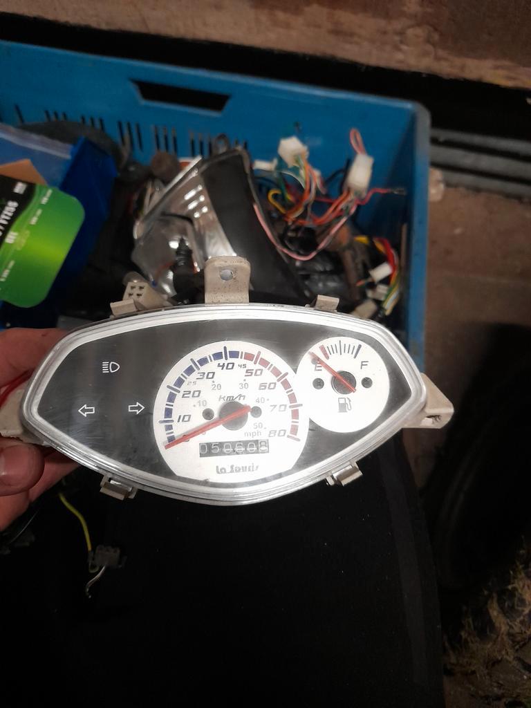 Km teller la souris scooter