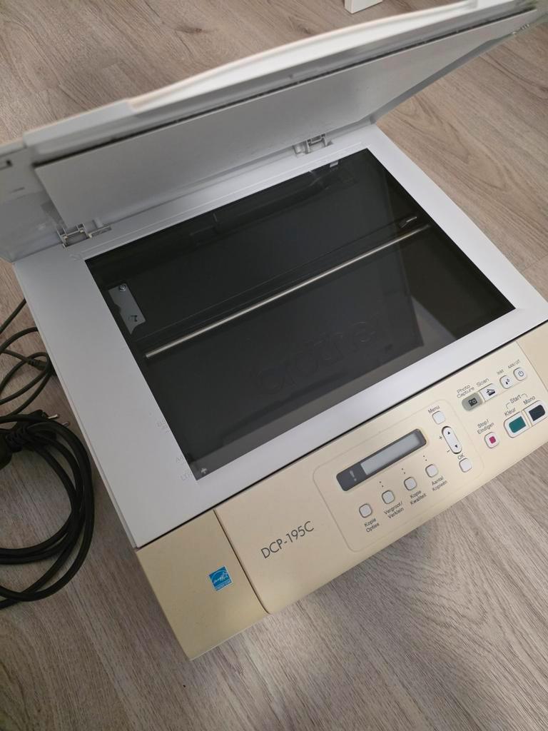 Brother DCP-195c Scanner/Printer - Voor Onderdelen