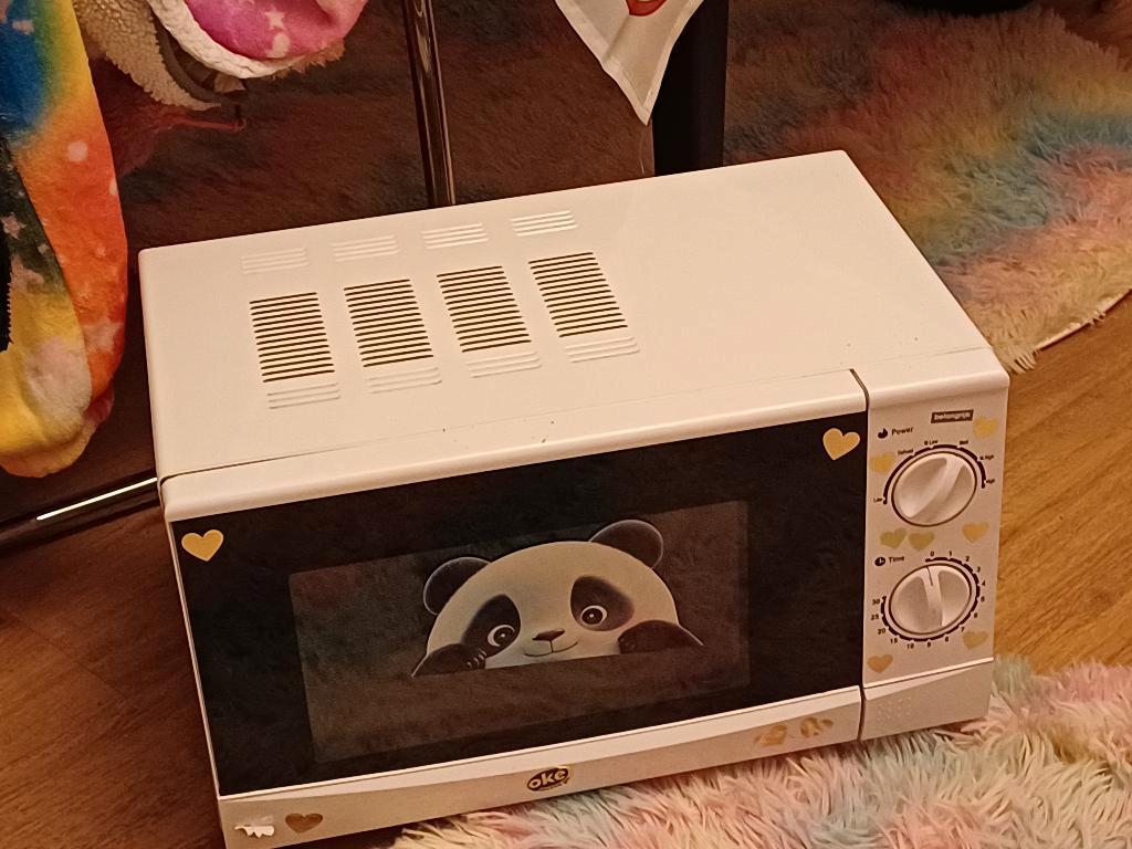 Oud ijzer!Kapotte Magnetron voor ijzer op te halen oudijzer