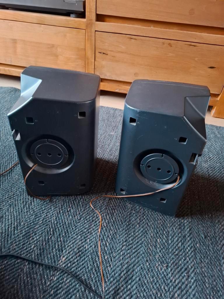 Akai speakers - van oude radio/cd/cassetteset