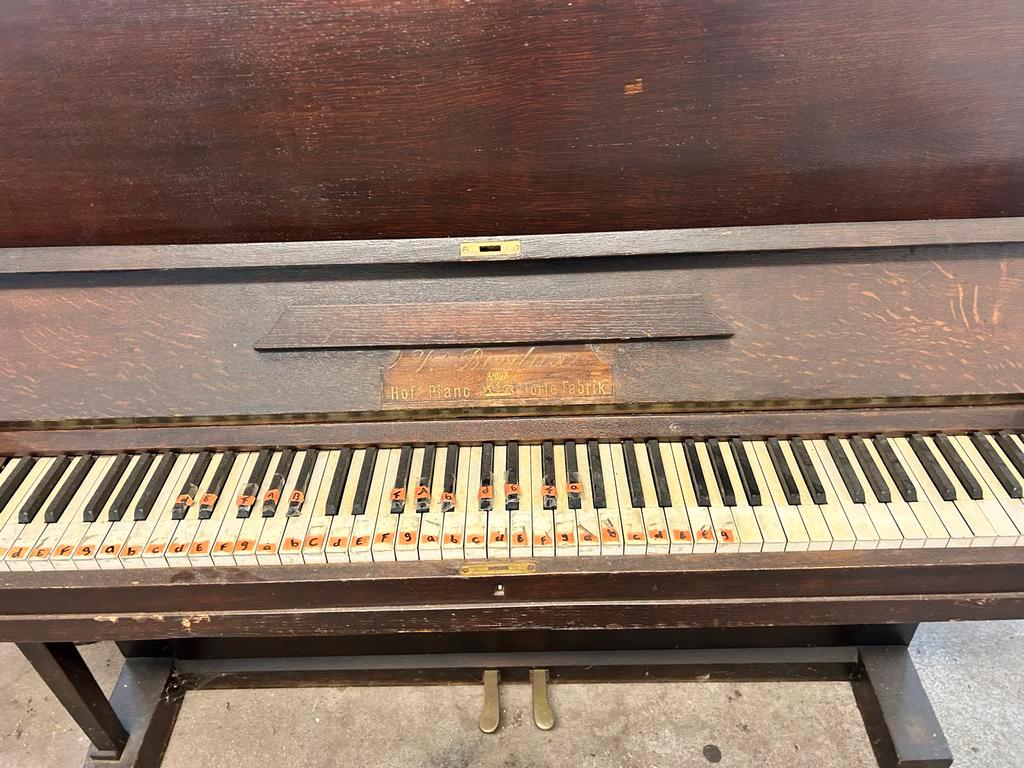 Gratis 19e eeuwse piano - Op te halen