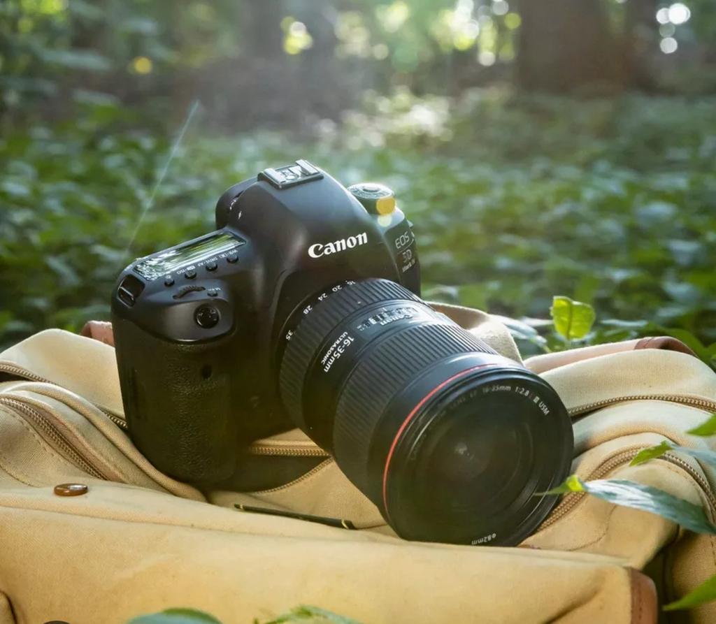 OP ZOEK naar een tweedehands camera