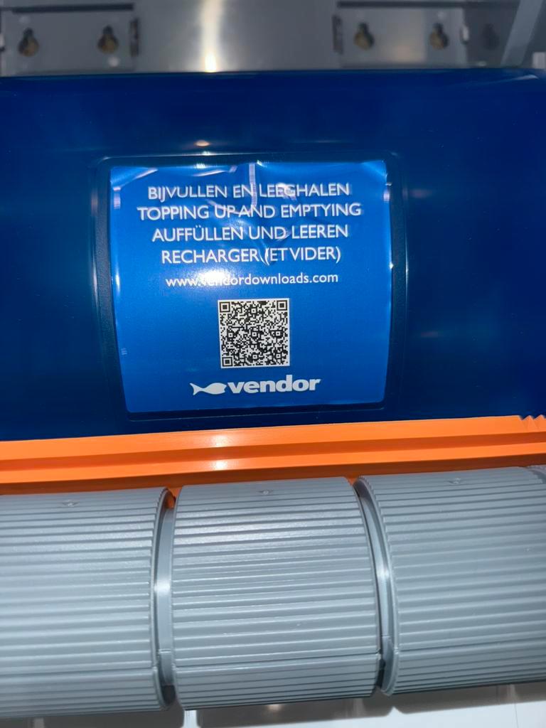 4 Handdoekautomaten Vendor Vision