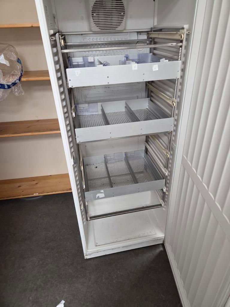 Koelkast van Liebherr, gratis af te halen