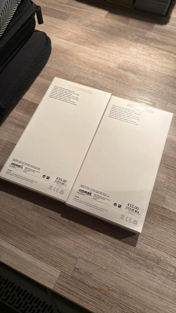 Iphone 12 pro max officieel hoesje