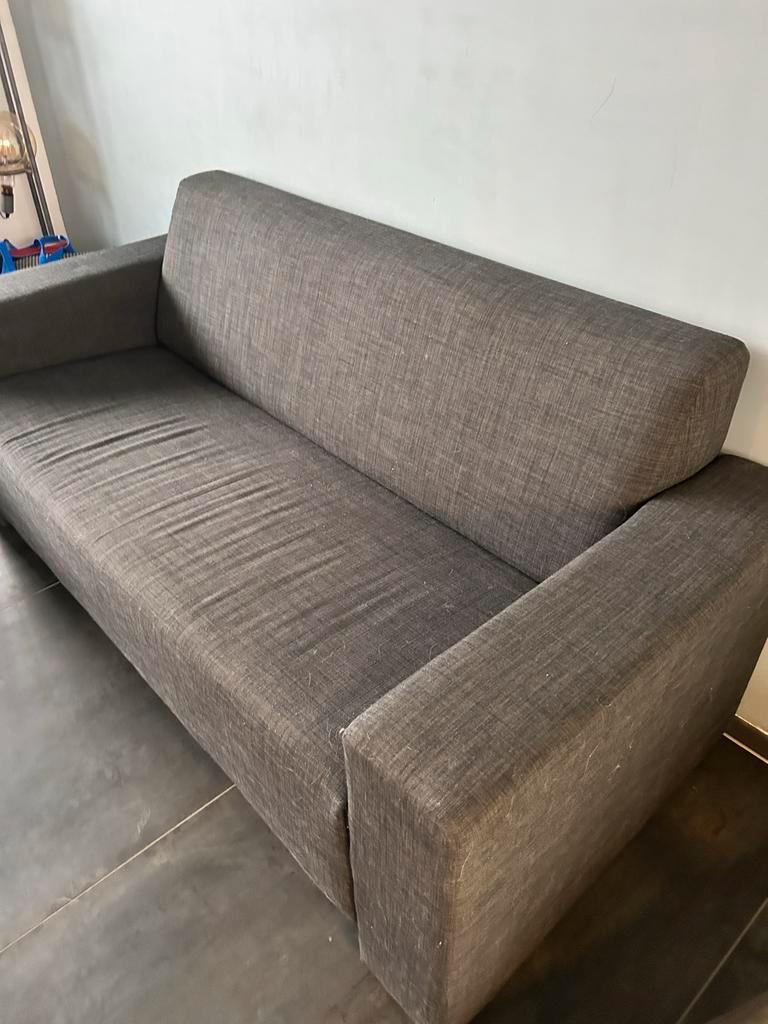 Twee comfortabele bankstellen