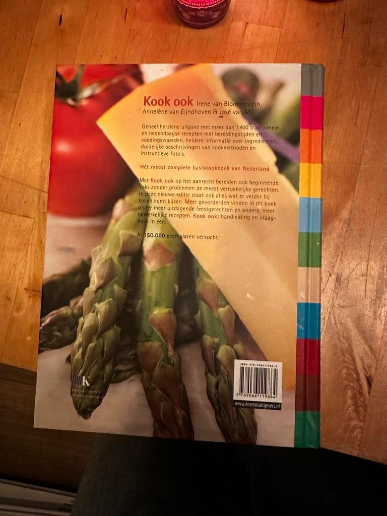 Kookboek ‘Kook ook’ - met uitleg over alle basis zaken